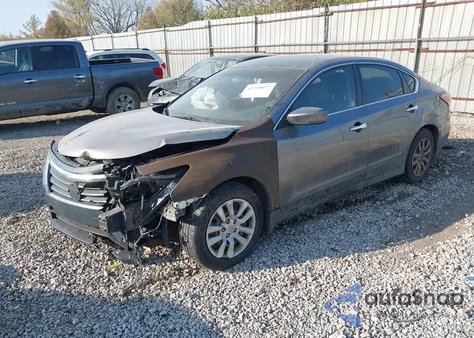 2015 Nissan Altima 2.5 S из США, поврежденный, VIN 1N4AL3AP4FC193601